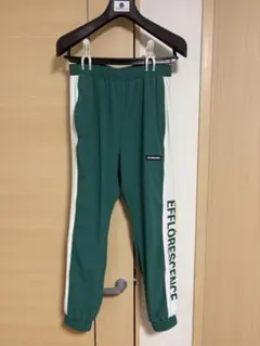【値下げ交渉可】EFFLORESCENCEパンツ　ホワイト　Mサイズ 値下げ交渉可】EFFLORESCENCEパンツ ホワイト Mサイズ - メルカリ