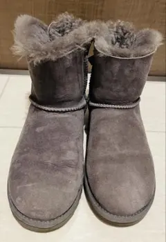 UGG ムートンブーツ グレー リボン付き