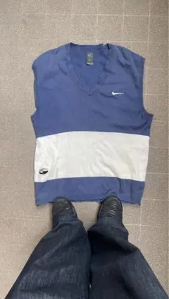 Nike ゴルフ　ネイビー　ホワイト Vネックベスト L