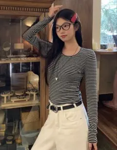 DAZY ボーダーラウンドネック　長袖Tシャツ