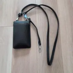 黒 合成皮革 スマホショルダース＆トラップセット　新品未使用　自宅保管品