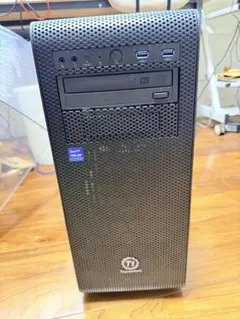 自作PC i7-6700K/GTX950/16GB/SSD/23型モニタ付