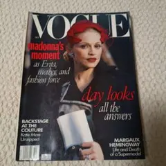 新品/未読】パッケージ入り VOGUE US プラダを着た悪魔 - メルカリ