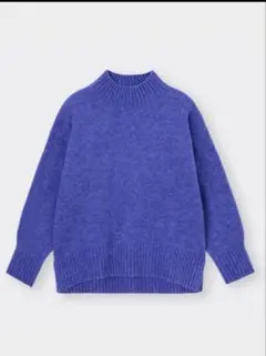 【GU】ジーユー　パフィータッチハイネックチュニック　ニット〔長袖〕　ブルー