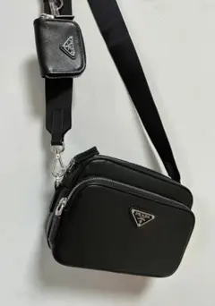 PRADA サフィアーノレザー ショルダーバッグ ブラックのサムネイル