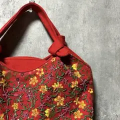 【最終価格】花柄刺繍 赤 トートバッグ　ビーズ刺繍　レトロ