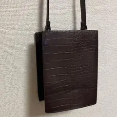 クロコダイル型押しショルダーバッグ ダークブラウンのサムネイル
