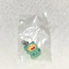 【新品未開封】クレヨンしんちゃん めじるしアクセサリー みんなでくまパジャマ