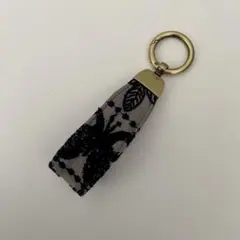 ミナペルホネン　ハンドメイド　キーホルダー カラビナ 丸型　フォレスト　タイル