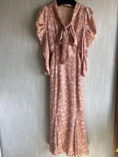 snidel ボウタイバリエワンピース　花柄　ピンク