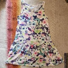 H&M 花と蝶のノースリーブワンピース 110cm