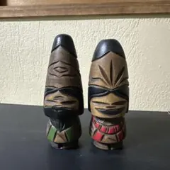 伝統的な木製人形 2体セット