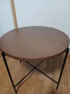 IKEA VITTSJÖ（ヴィットショー）円形 センターテーブル ガラス天板