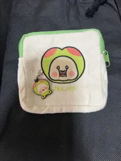 スモモノウチ 刺繍ポーチ チャーム付き