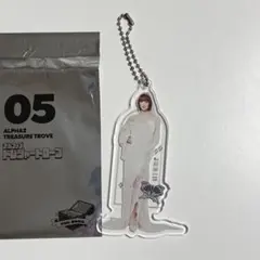 XG トレジャートローブ 05 JURIN