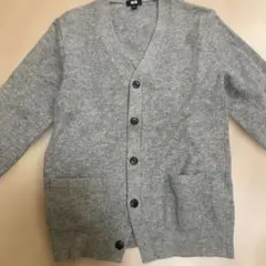 ユニクロ　プレミアムラムVネックカーディガンSサイズ