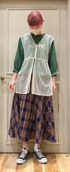 アイボリー シースルーメッシュベスト