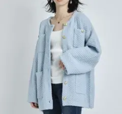 ★ 新品未使用　CADUNE(カデュネ) ふわふわカーデ サイズＳ★ CADUNE（カデュネ）の「ふわふわVカーディガン（ニット/セーター