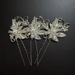 ウェディング　ヘアアクセサリー