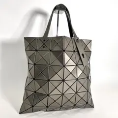 BAOBAO ISSEY MIYAKE トートバッグ カーキ ハンドバッグのサムネイル