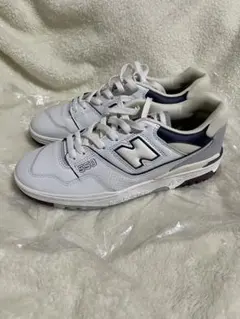 激レア新品！New Balance BB550PWB 27.5cmのサムネイル