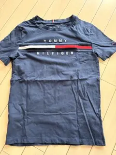 トミーヒルフィガー トップス