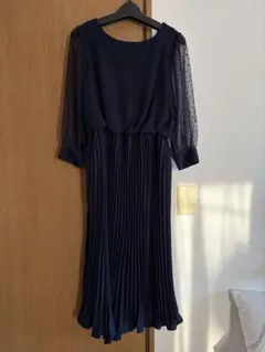 ネイビー シフォンプリーツドレス　apartbylowrys