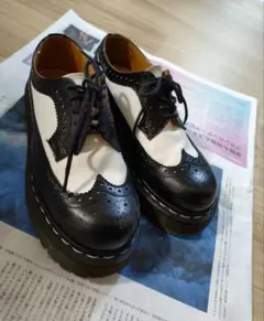 こはるるぺ様 Dr.martens SIDNEY 厚底 ホワイト - メルカリ