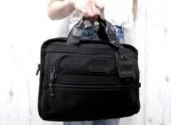Shin【美品】TUMI ビジネスバッグ ALPHA 26121D4 2026年最新】tumi 26121D4の人気アイテム - メルカリ