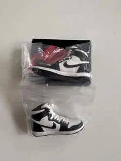 NIKE Air Jordan 1 High 85フィギアBLACK WHITEのサムネイル