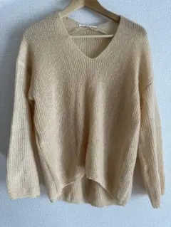 URBAN RESEARCH ベージュニットセーター フリーサイズ