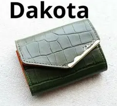 Dakota 三つ折り財布 オスピタリタ