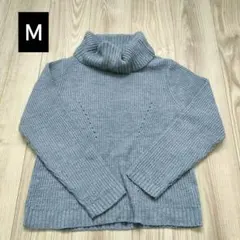 グレー タートルネック リブ編みセーター　Ｍ