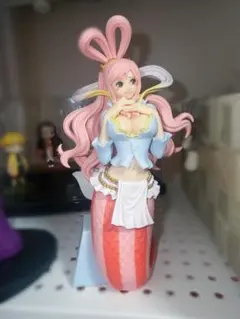 ニ*ア様 ワンピース フィギュア しらほし姫