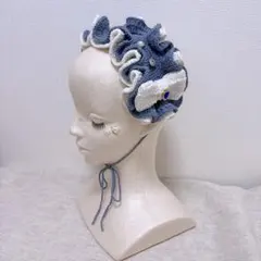 ブルーとホワイトのヘッドドレス　フリフリ　編み物　かぎ針編み　ピンク　キラキラ