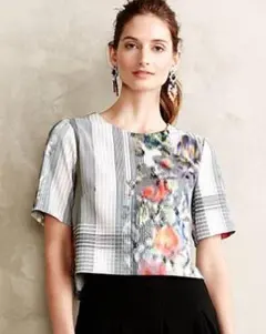 Nanette Lepore ナネット レポー★フローラルプリント　半袖ブラウスのサムネイル
