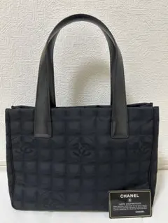 CHANEL ニュートラベルライン PMトートバッグ ブラックのサムネイル