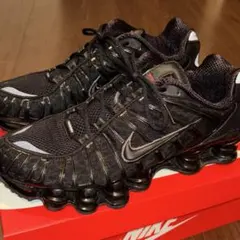 NIKE SHOX TL ブラック スニーカーのサムネイル