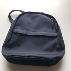 ネイビー シンプルバックパック　無印良品