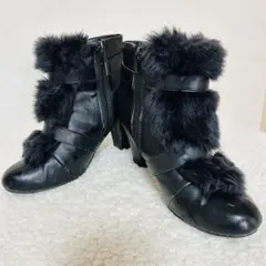 レディース☆ファー付きショートブーツ☆黒【23cm〜】バックル 太ヒールお洒落