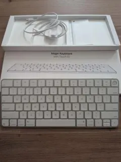Apple Magic Keyboard with Touch IDのサムネイル