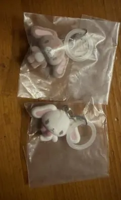 シュガーバニーズ シュガバニ ふわふわめじるしアクセサリー しろうさ くろうさ