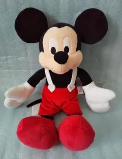 ミッキーマウス　ぬいぐるみ　ディズニーストア