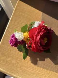 成人式　椿　花飾り かんざし　コサージュ