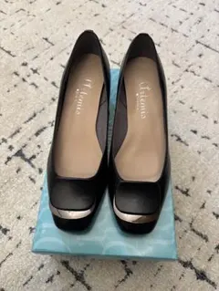 アルテミスbyダイアナ　ブラックパンプス 22.5