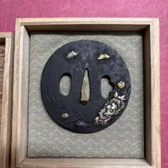 刀剣美術 日本刀短刀鍔 加賀象嵌 花文 鉄地無銘 江戸中期 蒐集家放出美