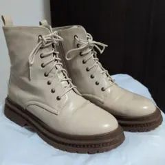 Item thumbnail for item 4bf4ff01-ad06-449c-a20f-d34966be64b8