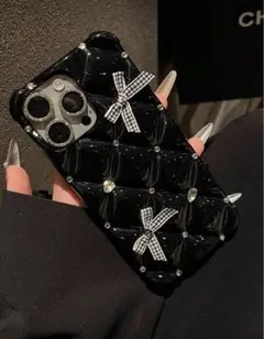iPhone16Proケース ラインストーン リボン キルティング 黒