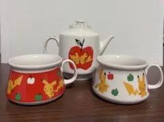 ポケモンセンター　ピカチュウティーポット&マグカップ２個セット