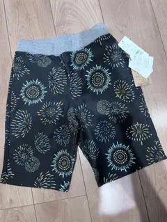 新品タグ付き　Righton130cm 花火柄ショートパンツ